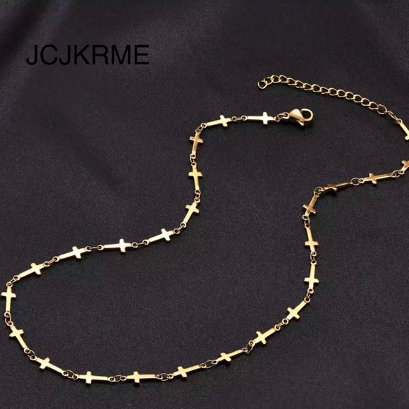 ✨✨✨Dainty Sideway Cross Necklace✨✨✨ - Picture 2 of 4